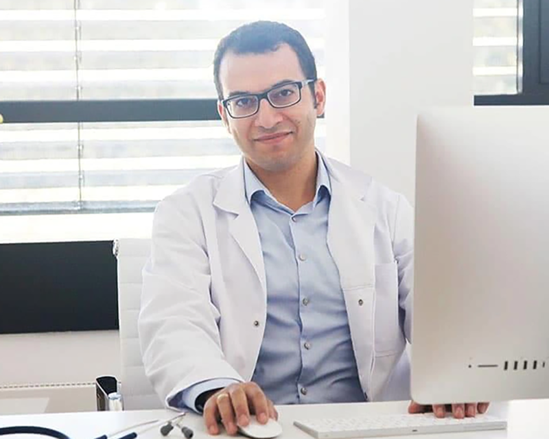 Dr. med. A. Sirfy